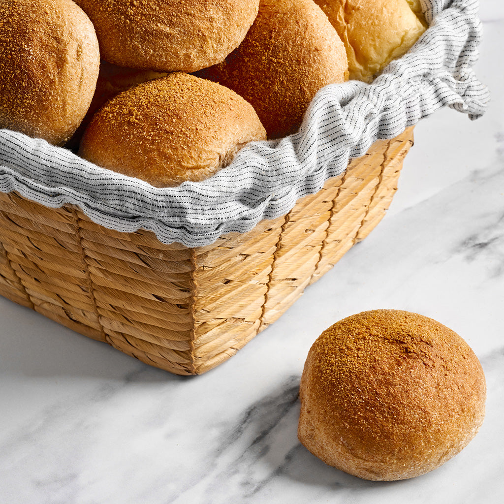 pandesal in a basket